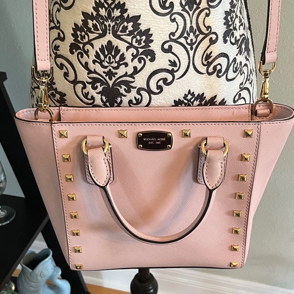 Micheal Kors Pink Studded Handbag - Picture 2 of 7